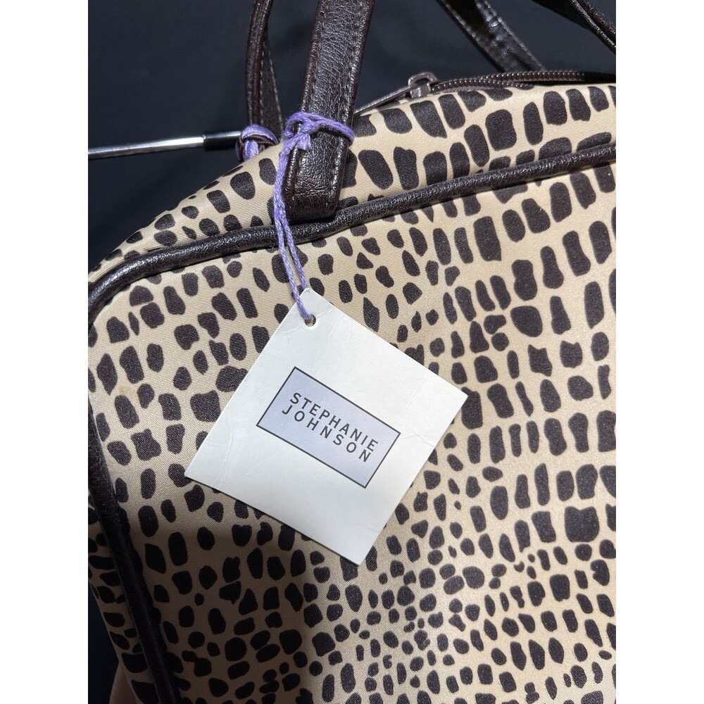 Stephanie Johnson Leopard Print Cosmetic Travel Case | Makeup Organizer Bag NWT - Picture 2 of 6